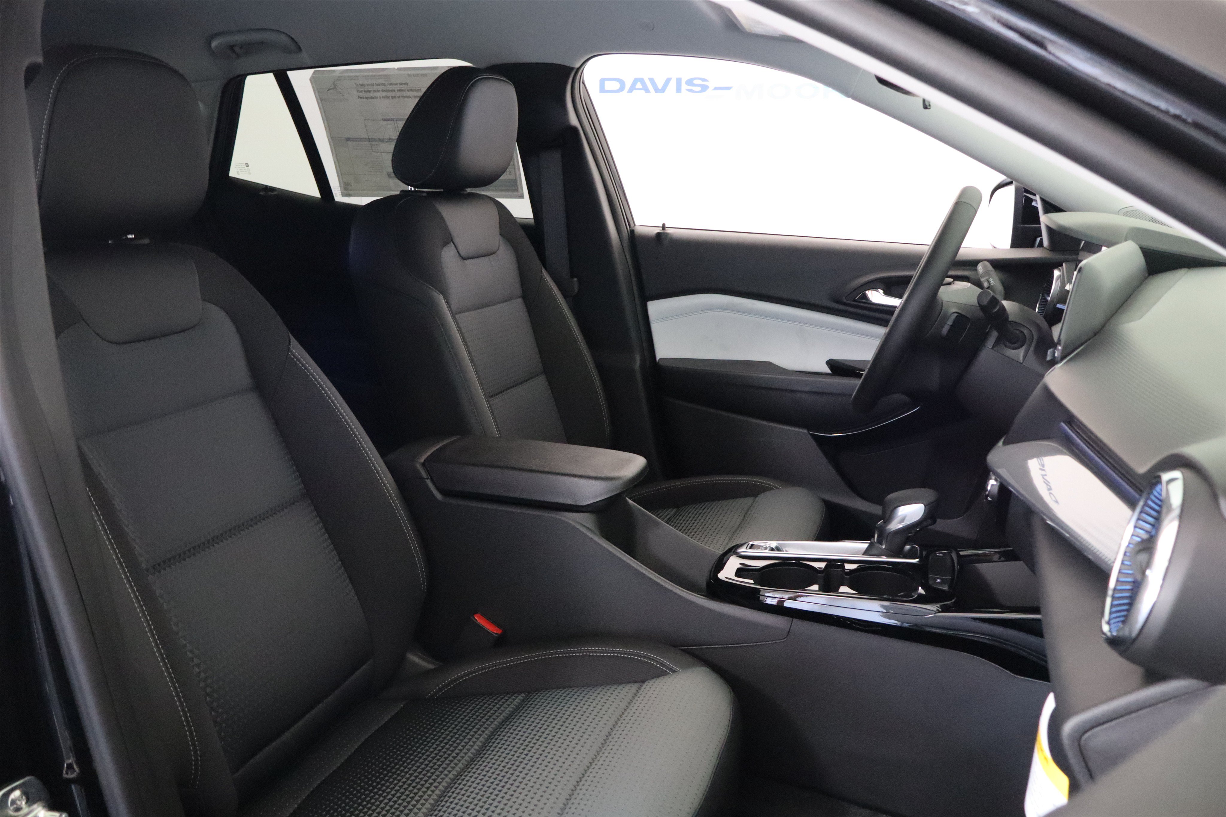 New 2026 Chevrolet Trax LT w/ Driver Confidence Package FWD image 21