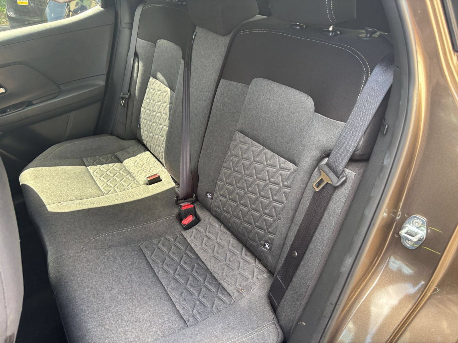 Used 2026 Nissan Kicks SV w/ Cold Weather Package FWD image 32