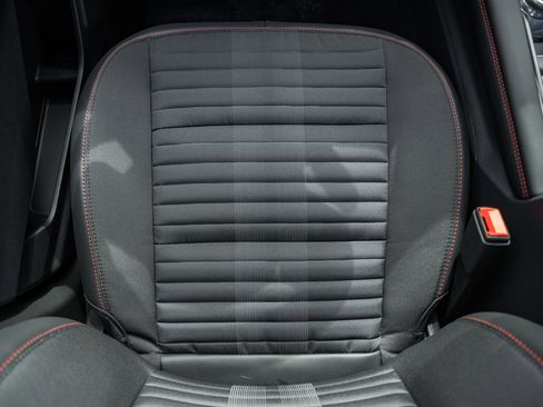 New 2026 Ford Explorer ST-Line w/ ST-Line Street Pack image 33