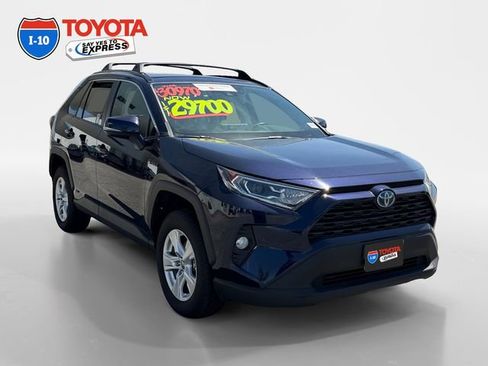 Certified 2021 Toyota RAV4 XLE w/ Convenience Package AWD/4WD image 7