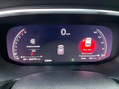 Used 2025 Acura MDX SH-AWD image 29