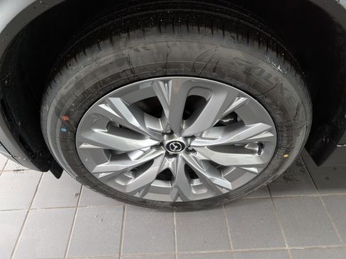 New 2026 MAZDA CX-90 Plug-In Hybrid w/ Preferred image 9