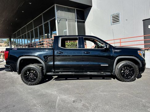 Used 2020 GMC Sierra 1500 Elevation w/ Elevation Value Package image 10