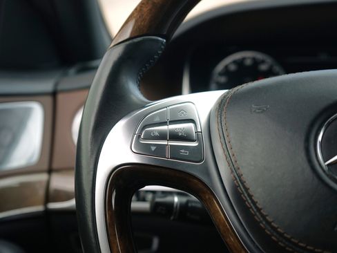 Used 2015 Mercedes-Benz S 550 4MATIC Sedan image 17