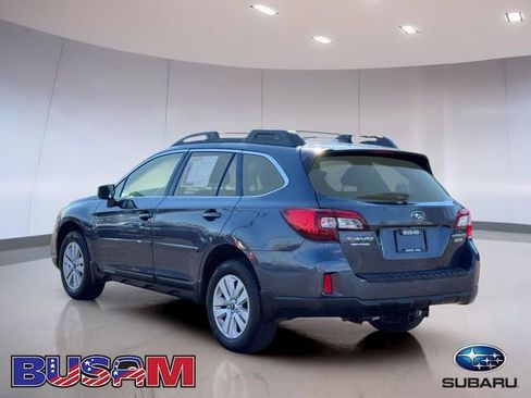 Used 2017 Subaru Outback 2.5i Premium image 6