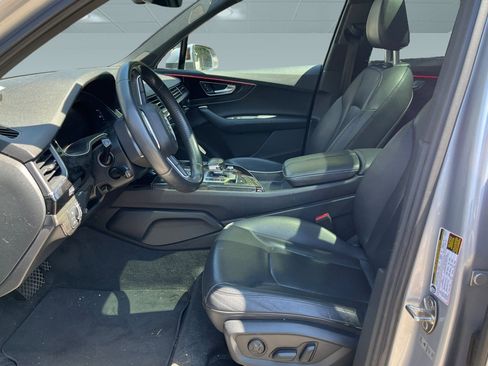 Used 2018 Audi Q7 3.0T Premium Plus w/ Premium Plus Package AWD/4WD image 3