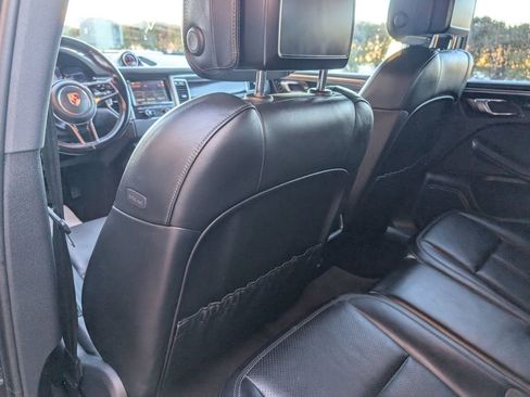 Used 2016 Porsche Macan S image 27