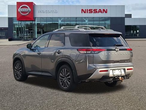Used 2022 Nissan Pathfinder SL w/ SL Premium Package AWD/4WD image 5