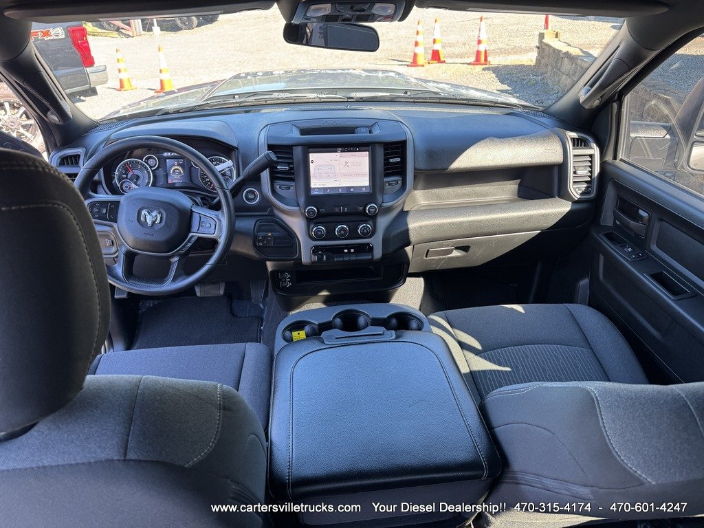 Used 2024 RAM 3500 Tradesman w/ Chrome Appearance Group AWD/4WD image 29