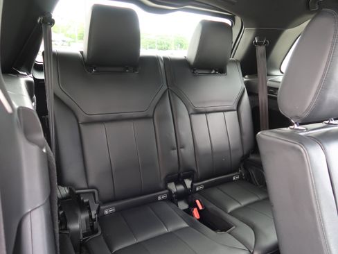 Used 2018 Land Rover Discovery HSE AWD/4WD image 49