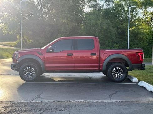 Used 2020 Ford F150 Raptor w/ Raptor Hood Graphics Package AWD/4WD image 4