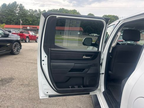 Used 2023 Toyota Tundra SR5 w/ SR5 Convenience Package AWD/4WD image 19
