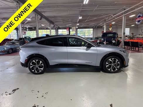 Used 2022 Ford Mustang Mach-E Premium RWD image 6