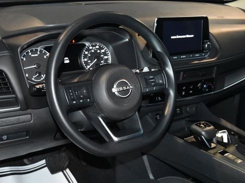 Certified 2024 Nissan Rogue S image 2