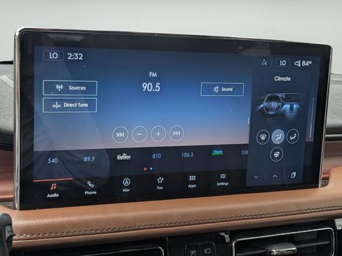 Used 2022 Lincoln Nautilus Reserve FWD image 15