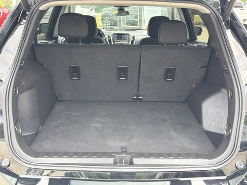 Used 2023 Chevrolet Equinox LT FWD image 18