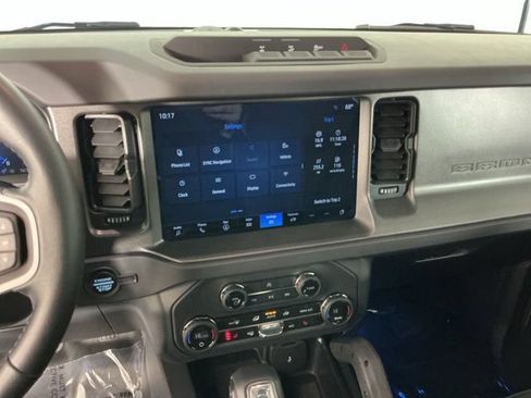 Used 2025 Ford Bronco Big Bend w/ Black Diamond Package AWD/4WD image 18