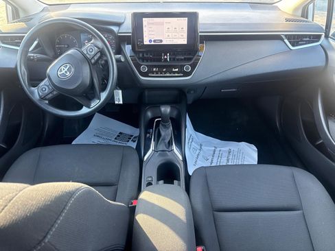 Used 2023 Toyota Corolla LE image 13