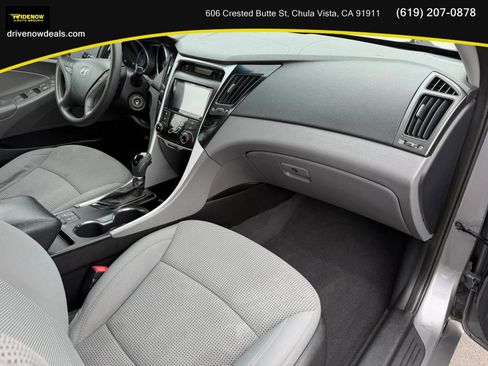 Used 2013 Hyundai Sonata GLS w/ Popular Equipment Pkg FWD image 11