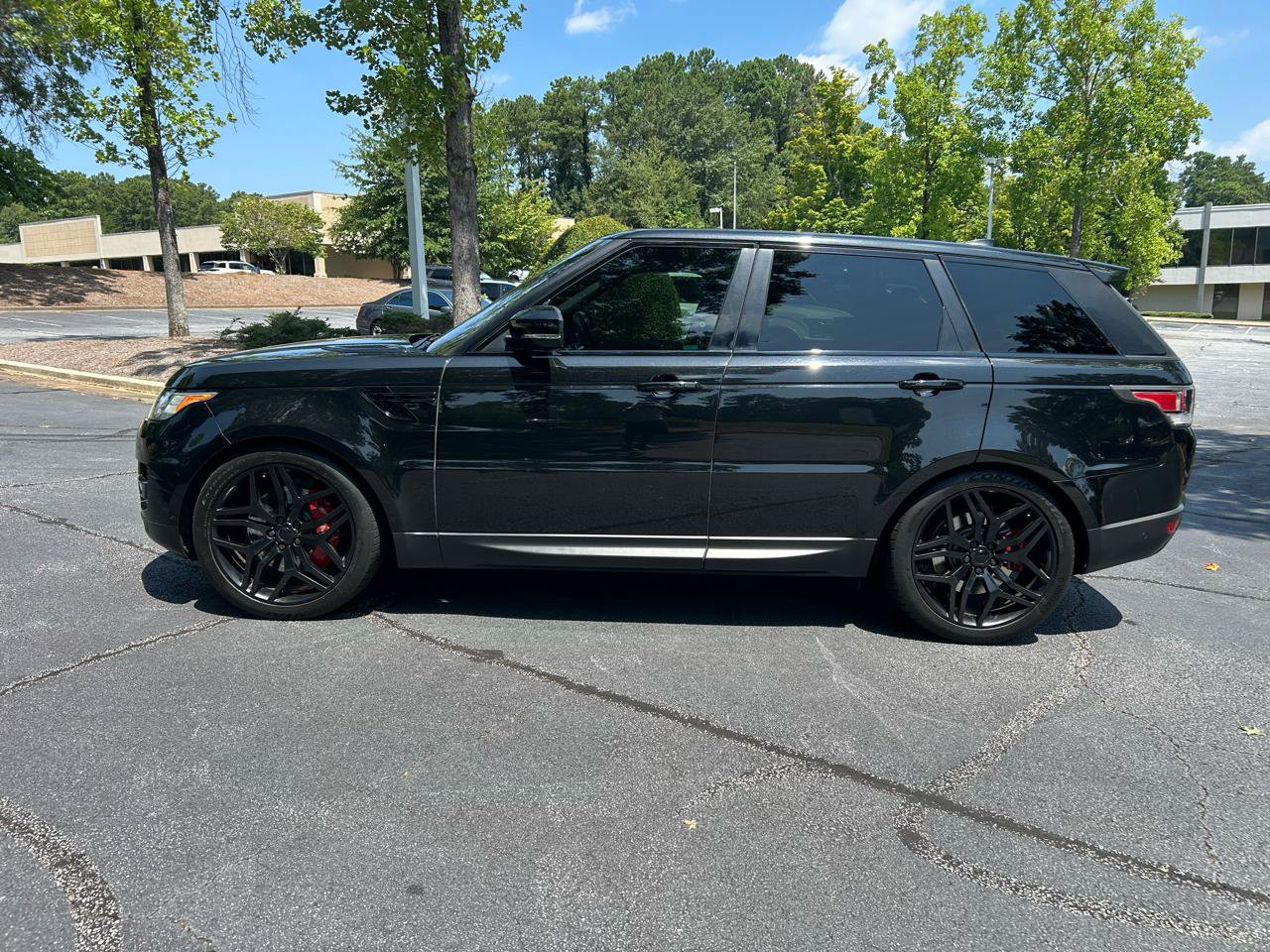 Used 2017 Land Rover Range Rover Sport AWD/4WD image 2