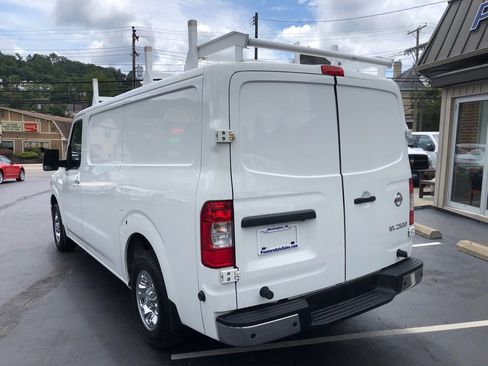 Used 2018 Nissan NV 2500 SL w/ Navigation Package image 3