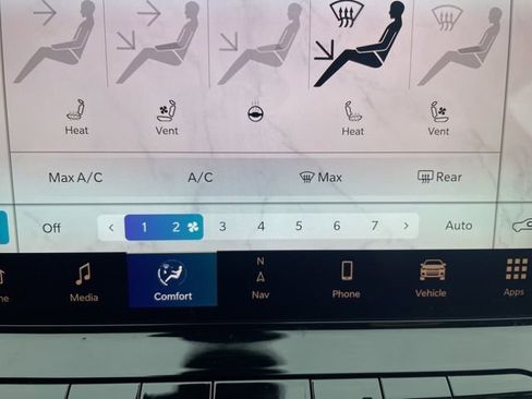 Used 2024 Jeep Compass Trailhawk w/ Trailhawk Elite Group image 25