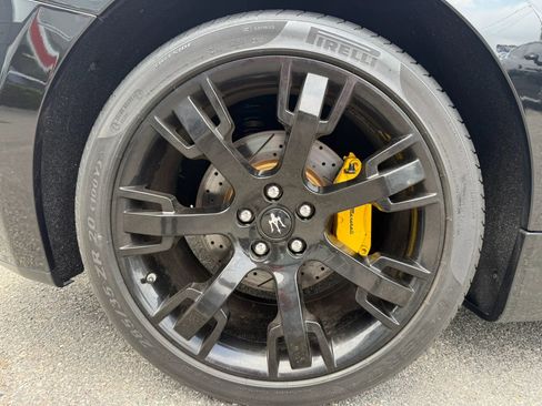 Used 2014 Maserati GranTurismo Sport RWD image 19