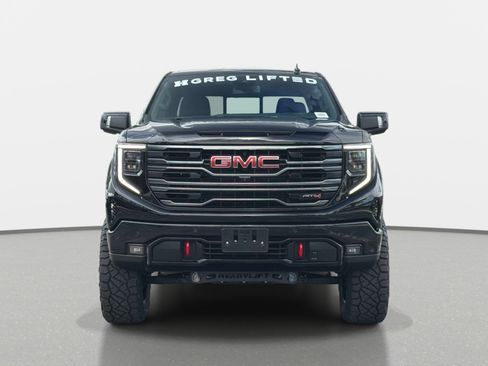Used 2025 GMC Sierra 1500 AT4 w/ AT4 Premium Package AWD/4WD image 12