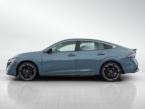 New 2026 Nissan Sentra SR w/ SR Premium Package image 4