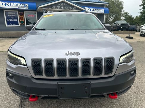 Used 2020 Jeep Cherokee Trailhawk AWD/4WD image 6