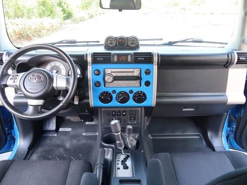 Used 2007 Toyota FJ Cruiser 4WD image 33
