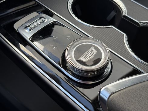 New 2026 Cadillac Lyriq V image 28