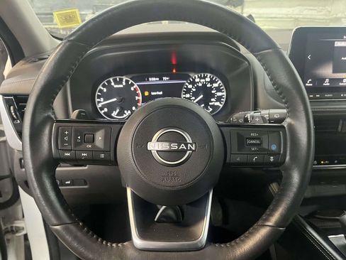Used 2023 Nissan Rogue SL image 22