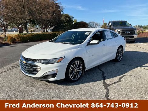 Used 2023 Chevrolet Malibu LT image 1