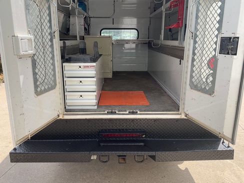 Used 2015 Chevrolet Silverado 3500 W/T w/ WT Fleet Convenience Package image 13