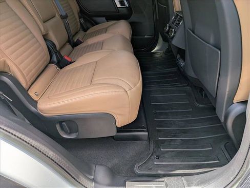 Used 2023 Land Rover Discovery HSE R-Dynamic AWD/4WD image 20