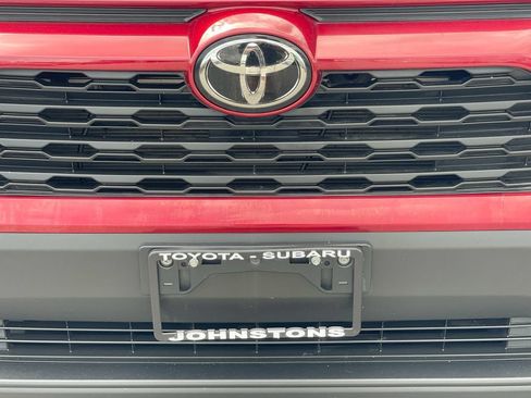 Certified 2023 Toyota RAV4 XLE Premium AWD/4WD image 19