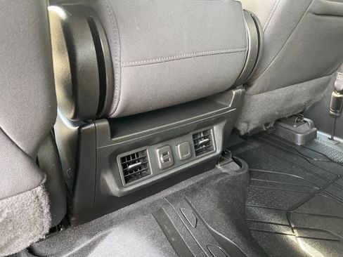 Used 2019 Chevrolet Silverado 1500 RST w/ True North Edition AWD/4WD image 17