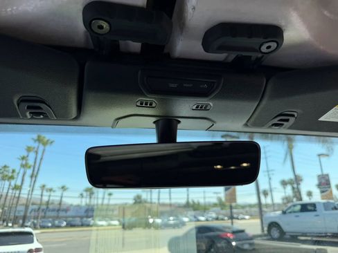 Used 2023 Jeep Gladiator Overland AWD/4WD image 20