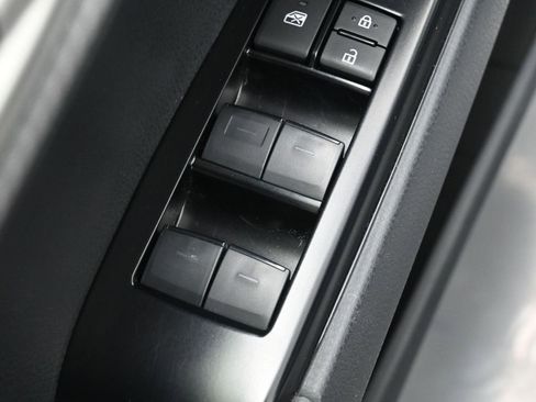 Certified 2025 Toyota Camry SE w/ Convenience Package image 13