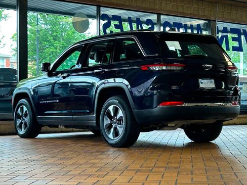 Used 2024 Jeep Grand Cherokee Limited 4xe image 8