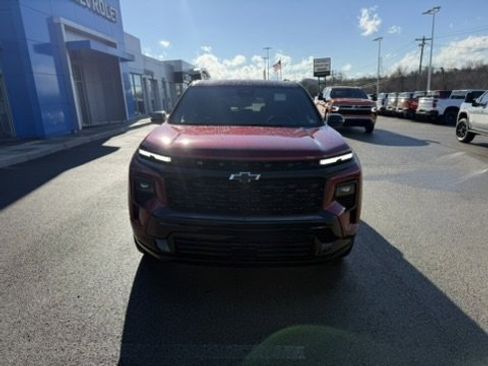 New 2026 Chevrolet Traverse RS image 8
