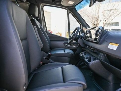 New 2025 Mercedes-Benz Sprinter 2500 image 19