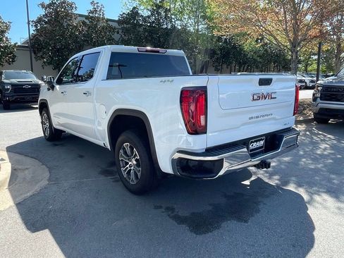 Used 2024 GMC Sierra 1500 SLT AWD/4WD image 5