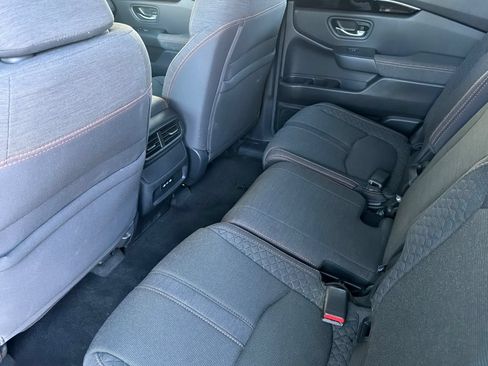 Certified 2025 Honda Pilot Sport image 12
