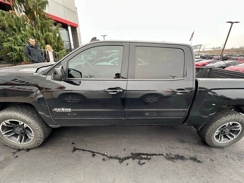 Used 2018 Chevrolet Silverado 1500 LT w/ Texas Edition image 5