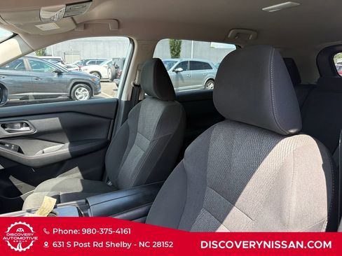 Certified 2024 Nissan Rogue SV FWD image 13