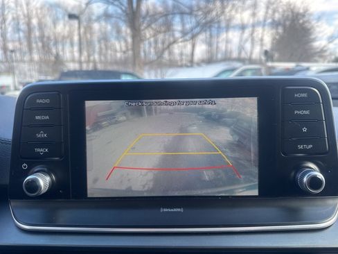 Used 2020 Kia Telluride LX image 38