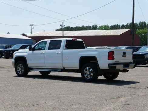 Used 2016 GMC Sierra 3500 SLE w/ SLE Preferred Package AWD/4WD image 4