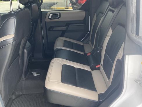 Used 2024 Ford Bronco Wildtrak AWD/4WD image 19